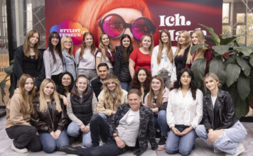 Kreativität auf der Bühne! Die 2. Trend-Show für Friseurlehrlinge in Tirol.